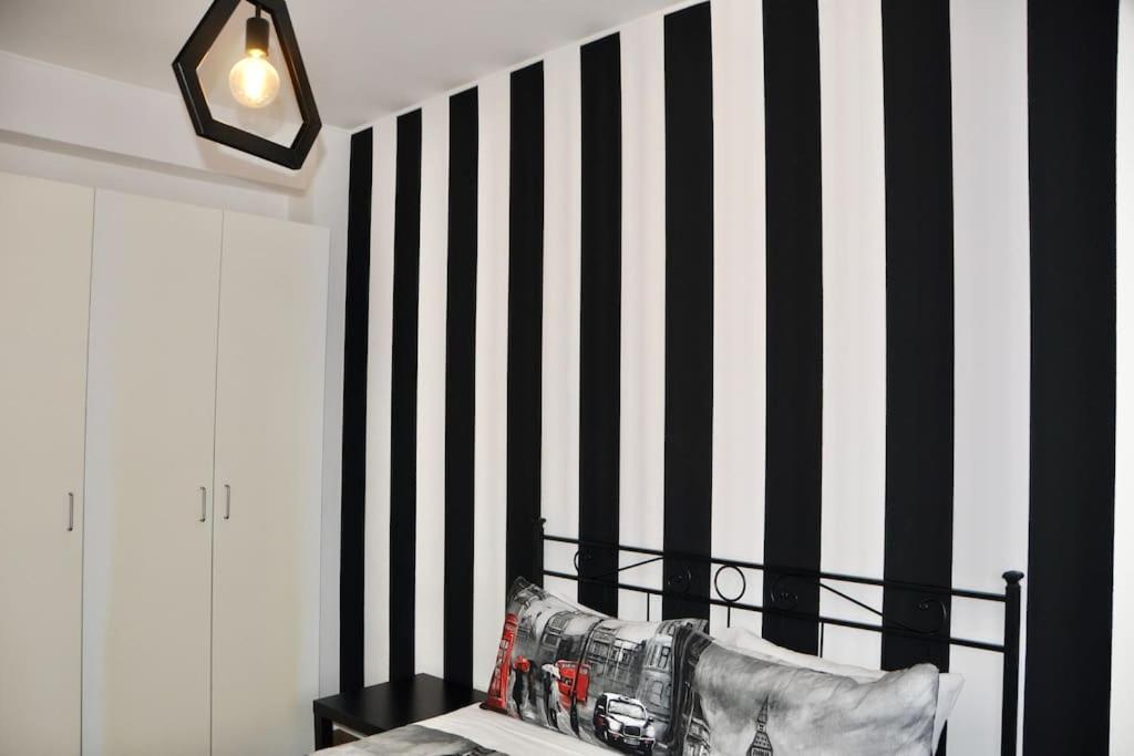 M.Aurelio Black & White Milão Exterior foto
